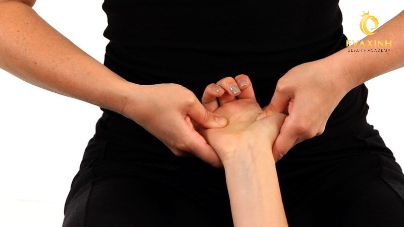 cách massage tay