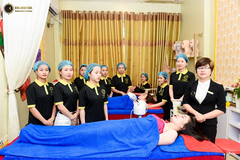 học spa có cần ngoại hình không