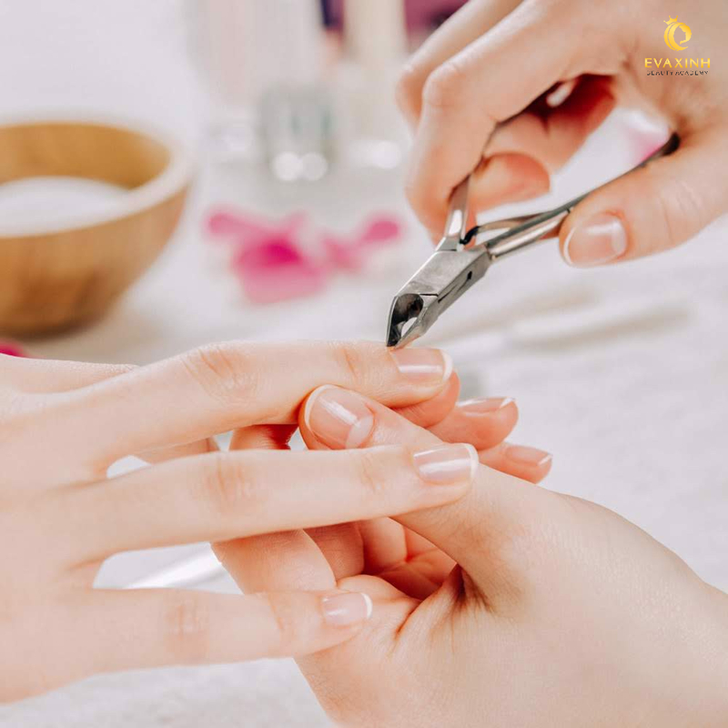 khóa học nail đi nước ngoài