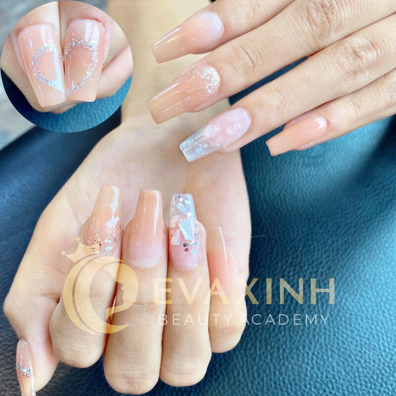 khóa học nail đi nươc ngoài