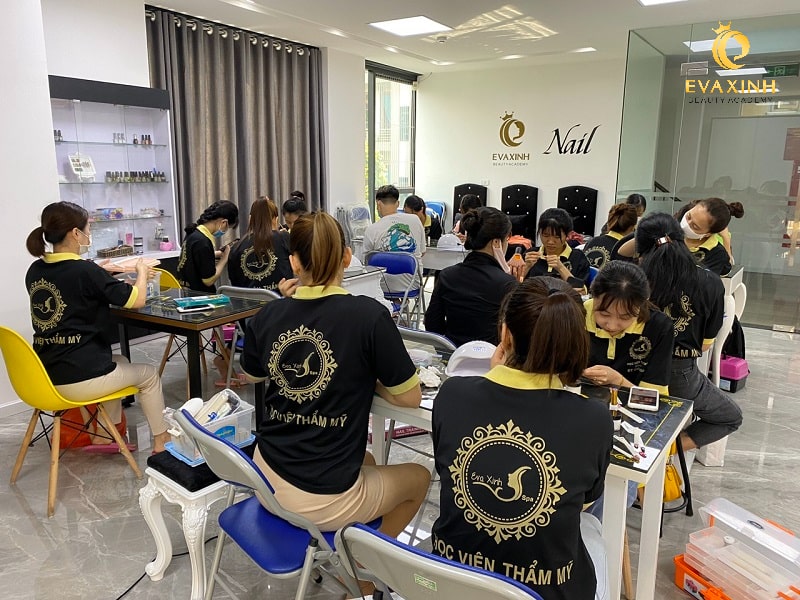 học nail lấy bằng quốc tế học nail lấy bằng quốc tế