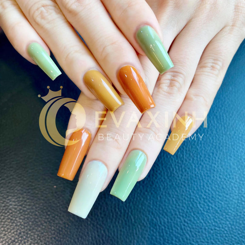 đắp bột nail