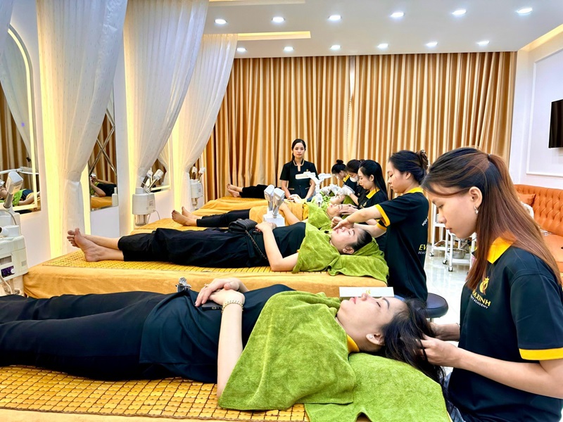 Học nghề spa là gì? Trung tâm dạy nghề spa chuyên nghiệp, uy tín hàng đầu Việt Nam