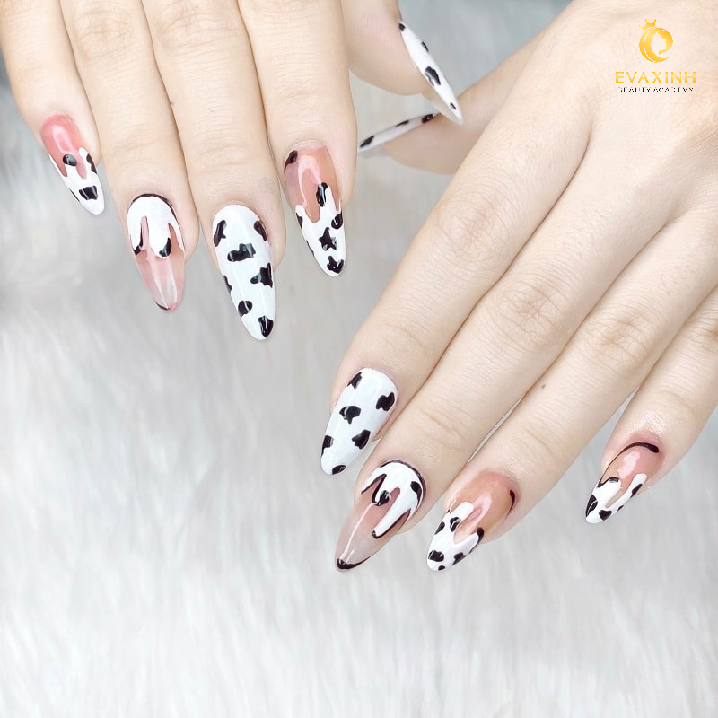 Khóa học nail chuyên nghiệp - Học nail cơ bản đến nâng cao